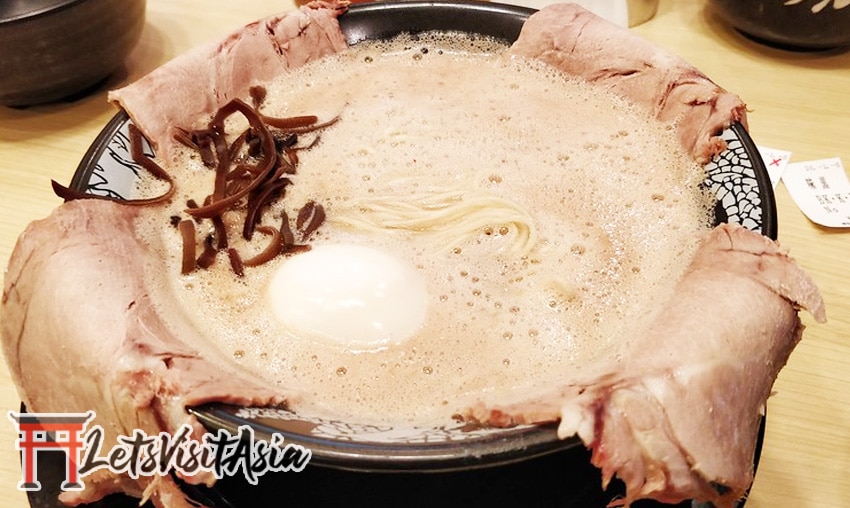 A bowl of Hakata style ramen from Ikkousha.