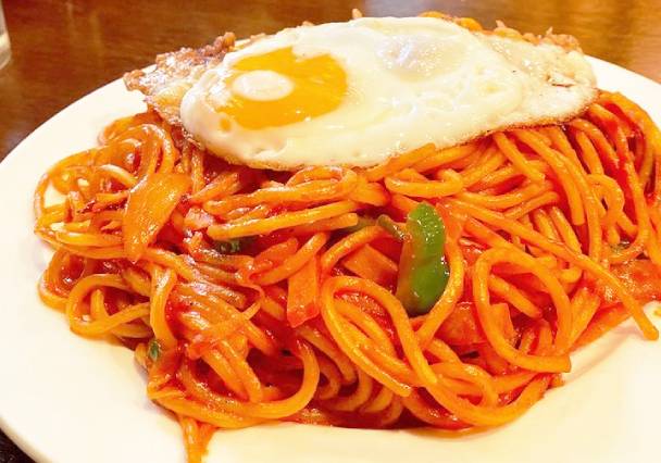 Itameshi style Napolitan Spaghetti with a fried egg on top